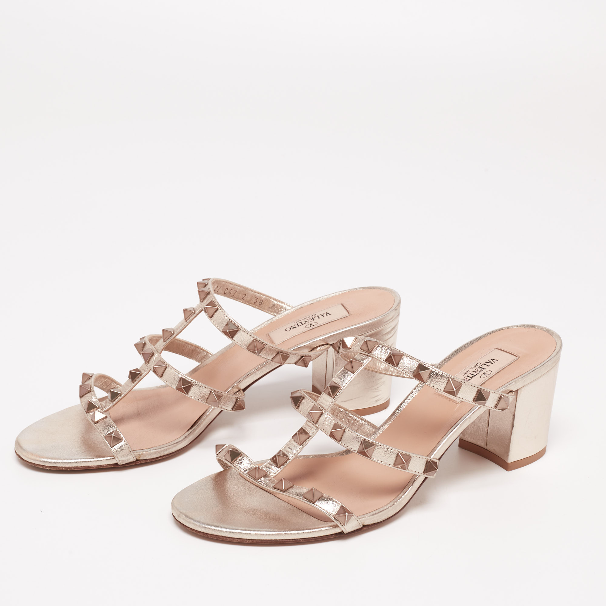 

Valentino Gold Leather Rockstud Slide Sandals Size