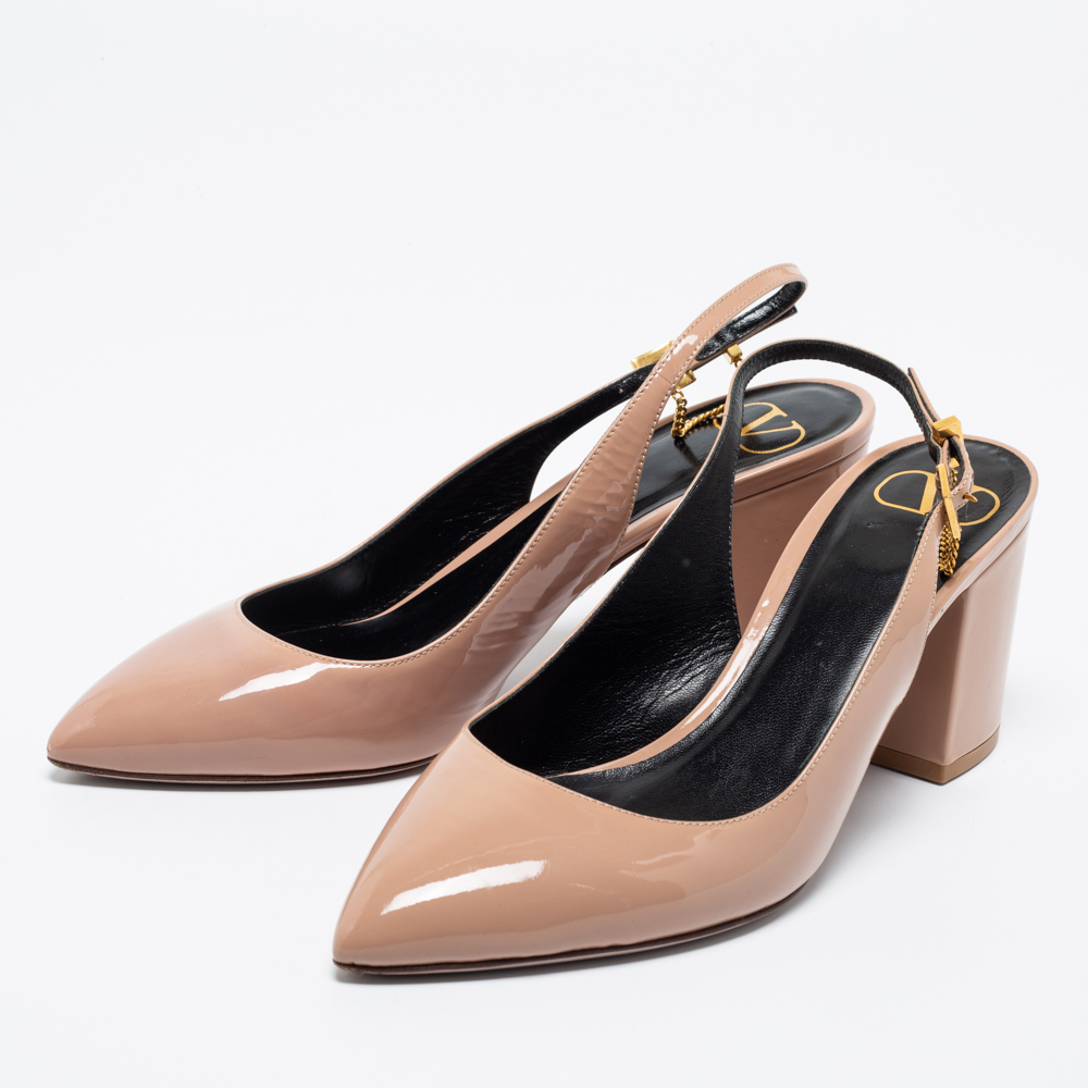 

Valentino Beige Patent Leather Pointed Toe Block Heel Slingback Sandals Size