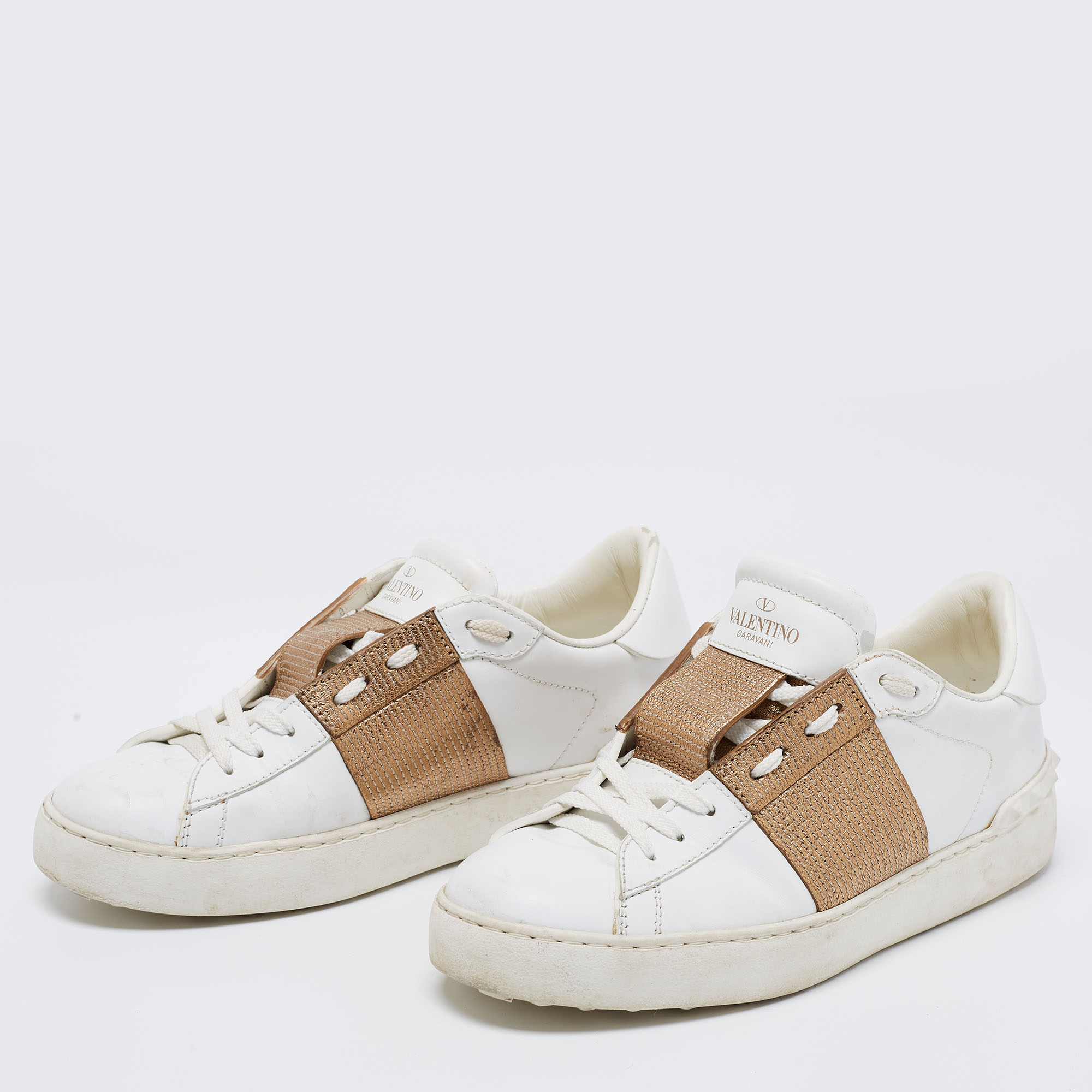 

Valentino White/Gold Leather Open Rockstud Low Top Sneakers Size