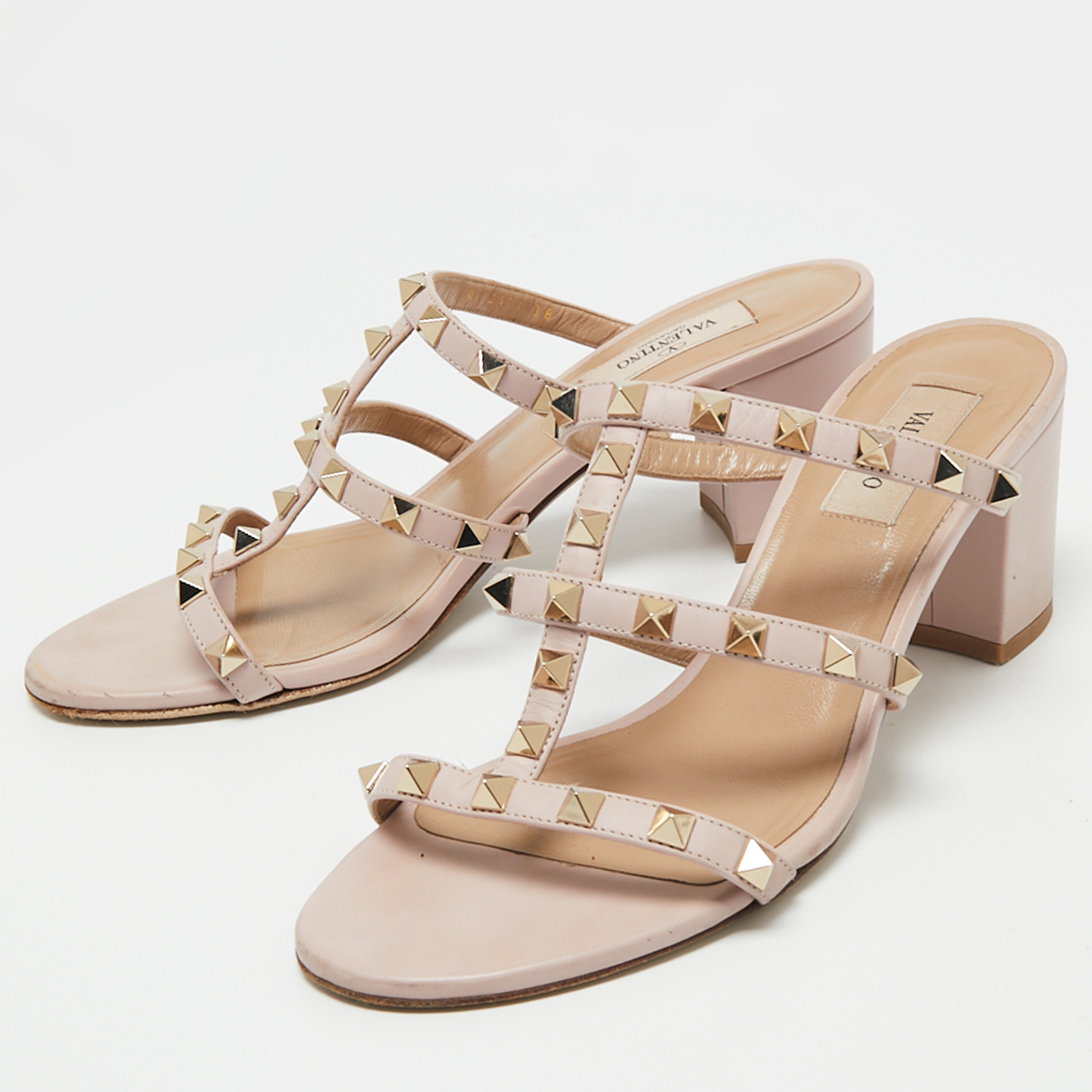 

Valentino Pink Leather Rockstud Strappy Sandals Size