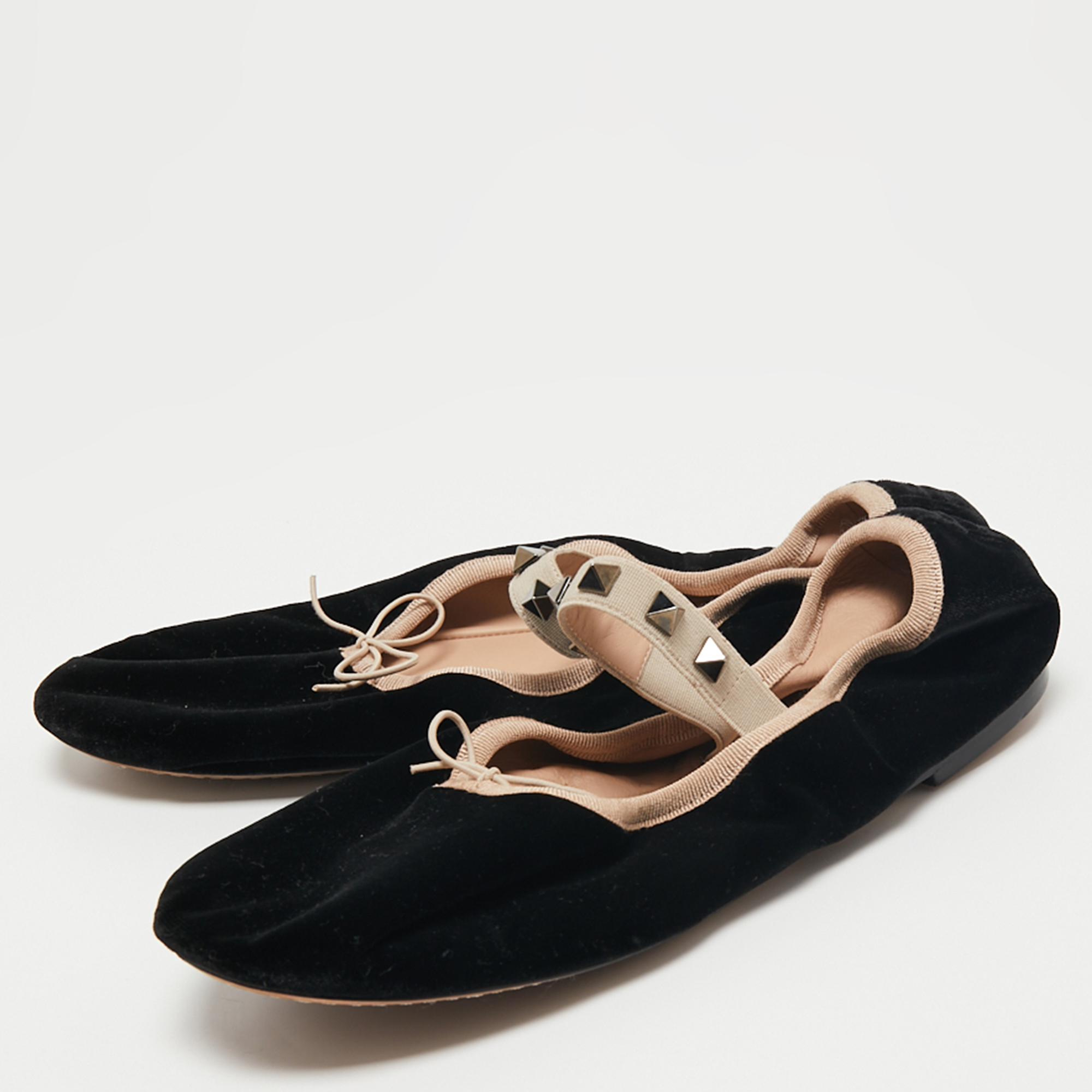 

Valentino Black Velvet Rockstud Scrunch Mary Jane Ballet Flats Size