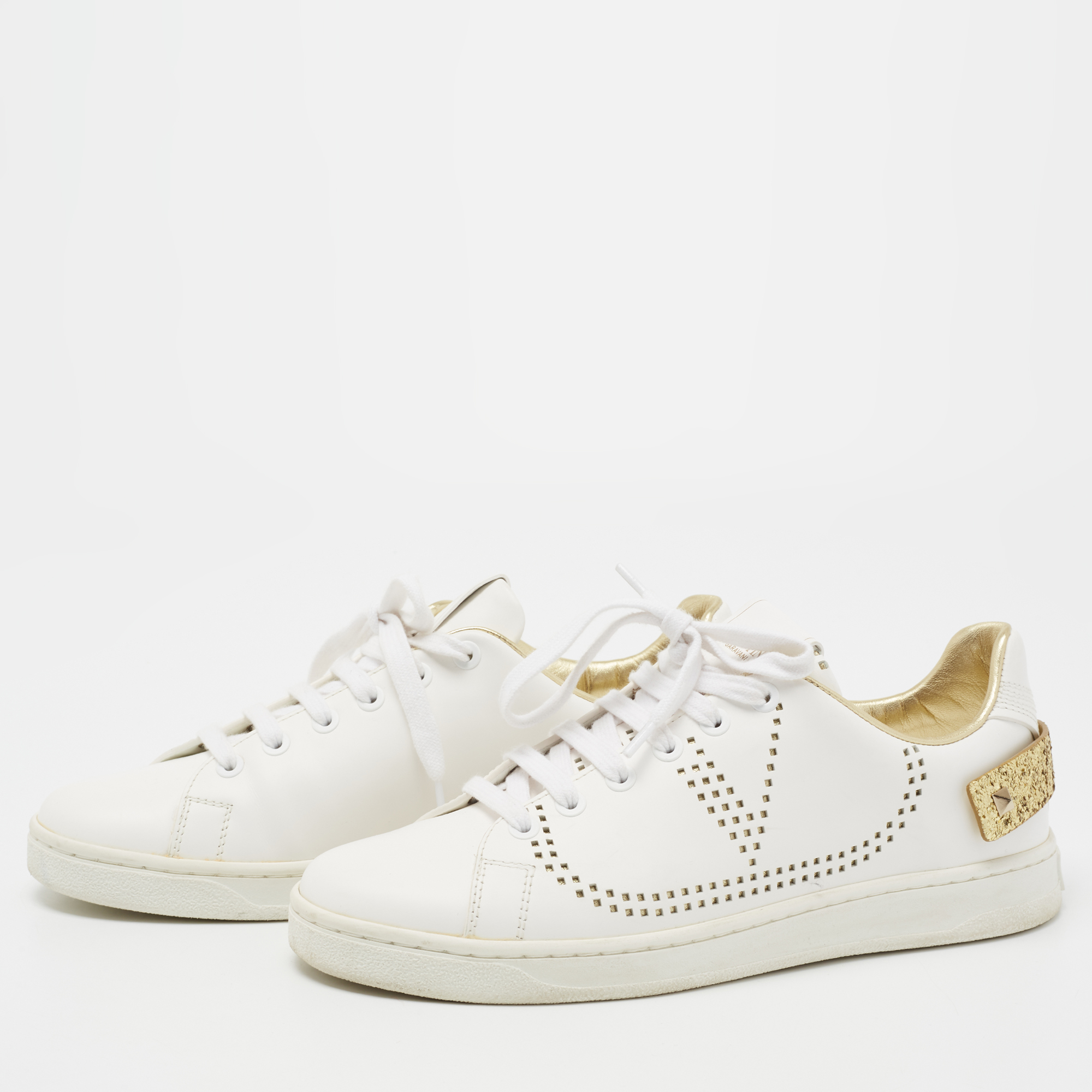 

Valentino White Leather Backnet Lace Up Sneakers Size