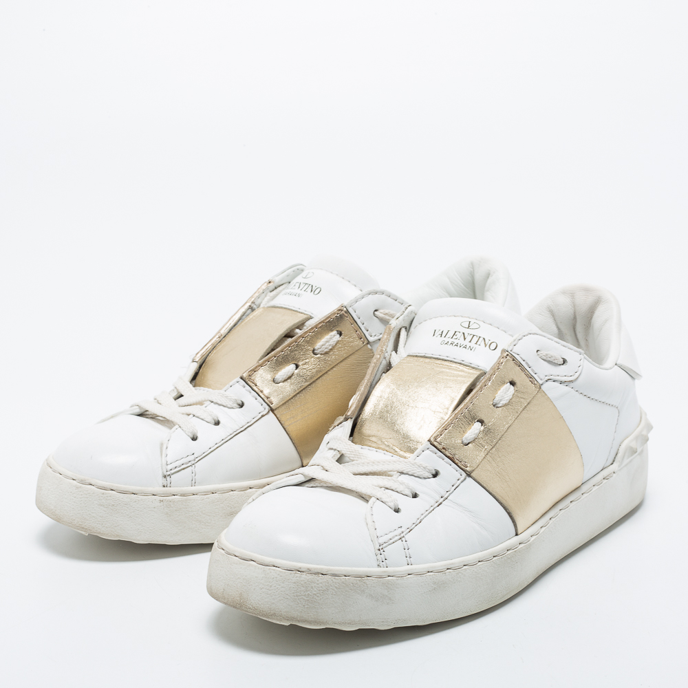 

Valentino White/Gold Leather Rockstud Low Top Sneakers Size