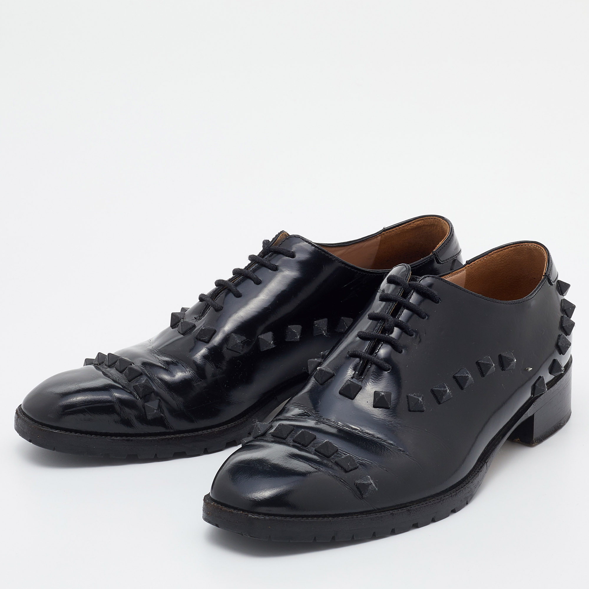 

Valentino Black Leather Rockstud Lace Up Oxfords Size