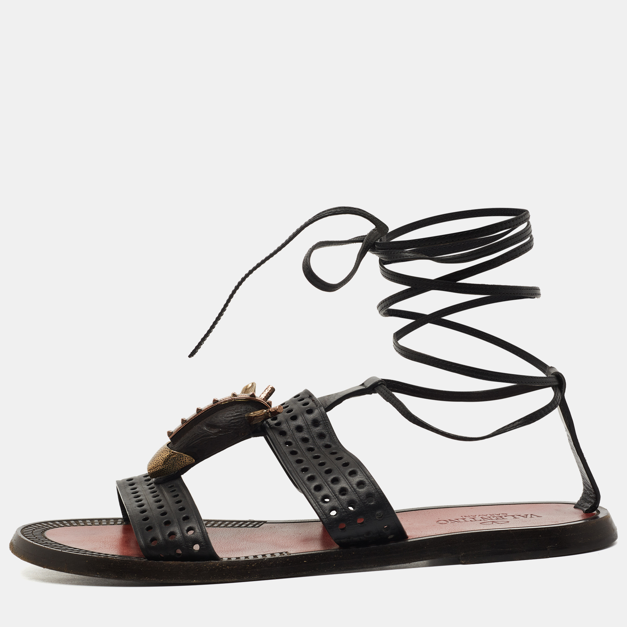 These sandals will frame your feet in an elegant manner. Crafted from quality materials they display a classy display comfortable insoles and durable heels.
