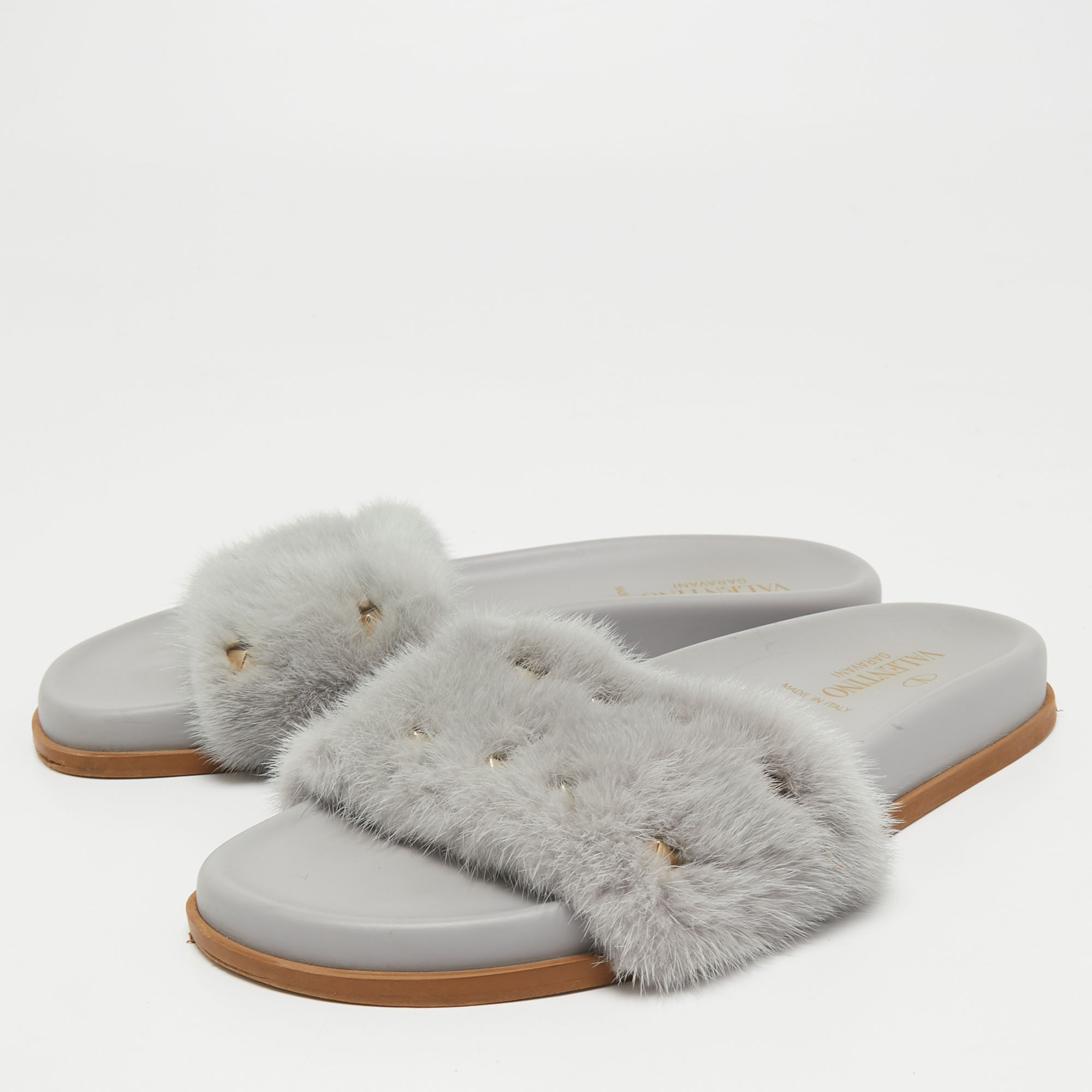 

Valentino Grey Mink Fur Rockstud Flat Slides Size