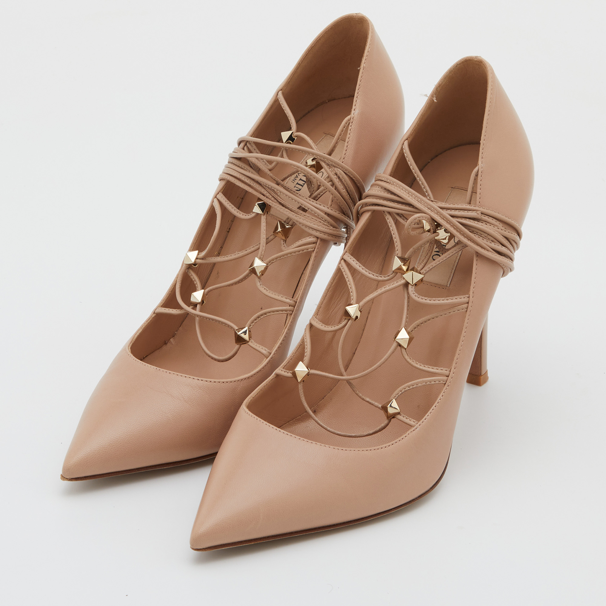 

Valentino Beige Leather Rockstud Tie Up Pointed Toe Pumps Size