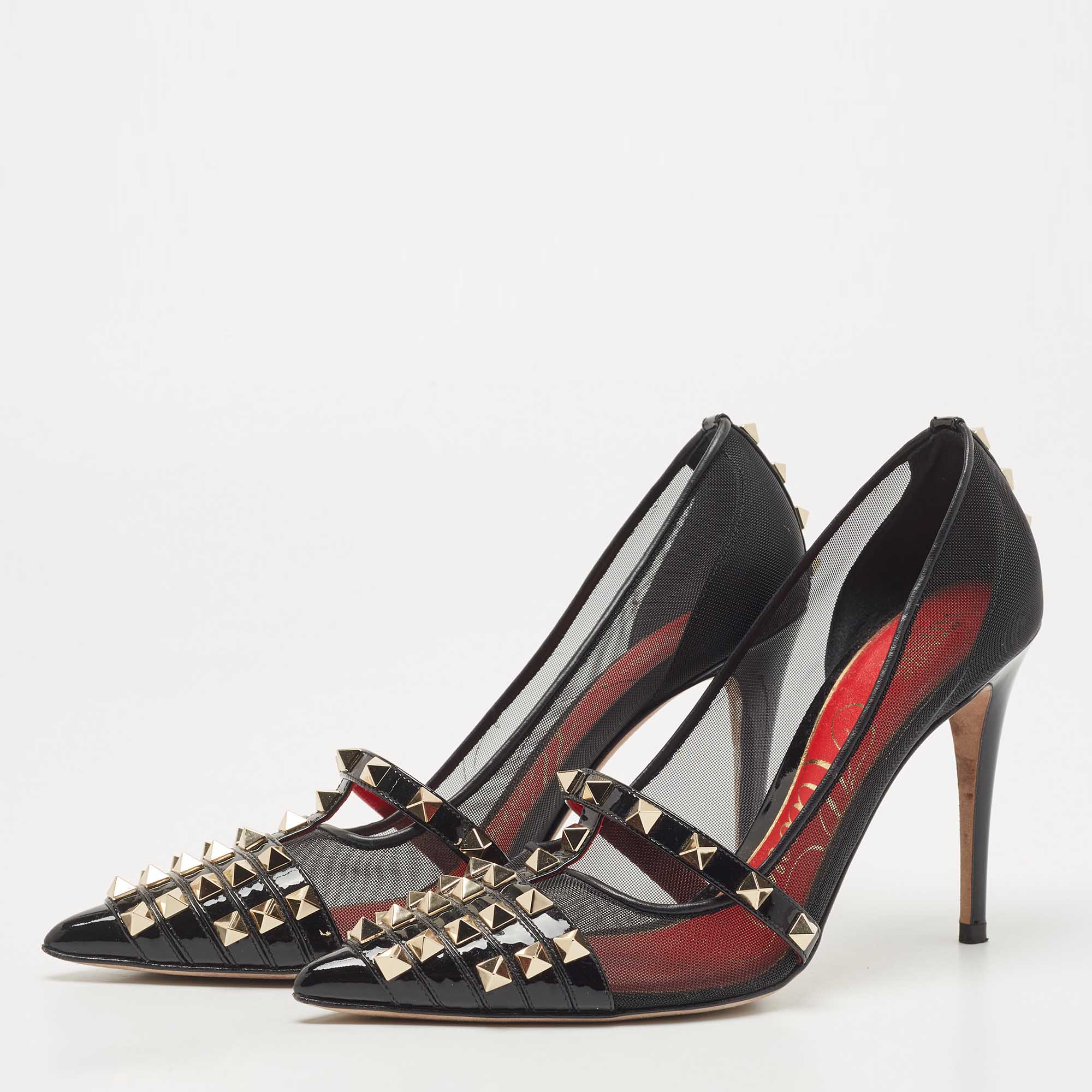 

Valentino Black Patent Leather Rockstud Pointed Toe Pumps Size