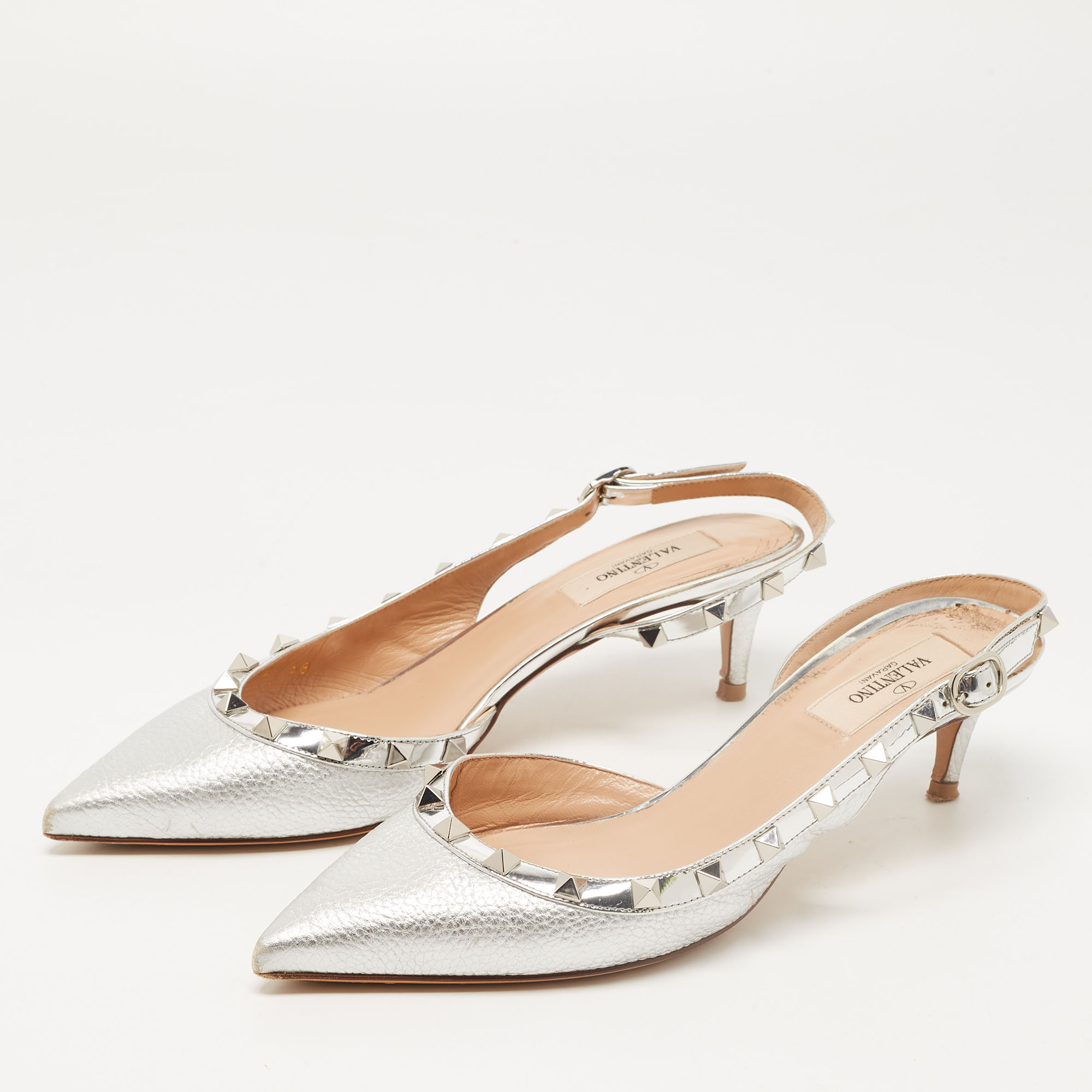 

Valentino Silver Leather Rockstud Slingback D'orsay Pumps Size