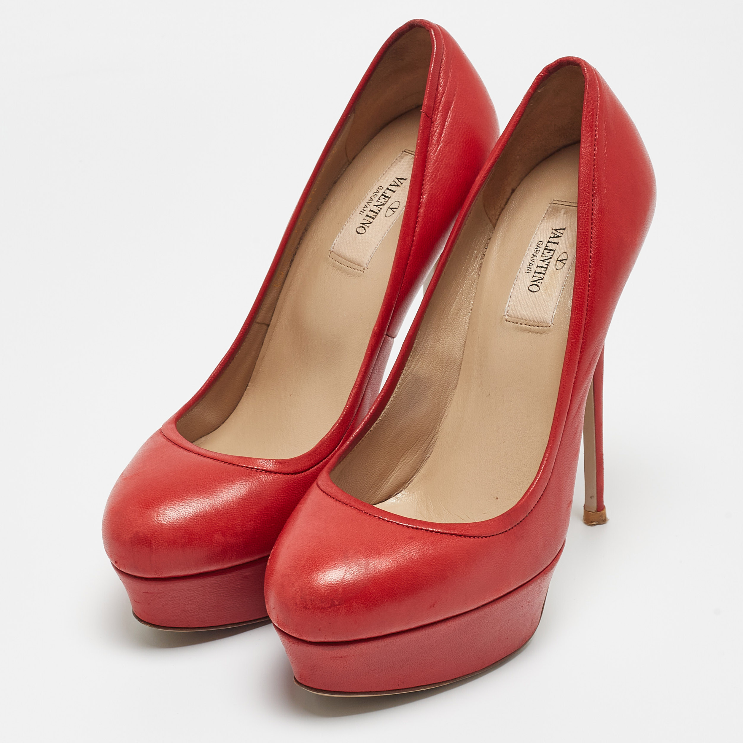 

Valentino Red Leather Platform Round Toe Pumps Size