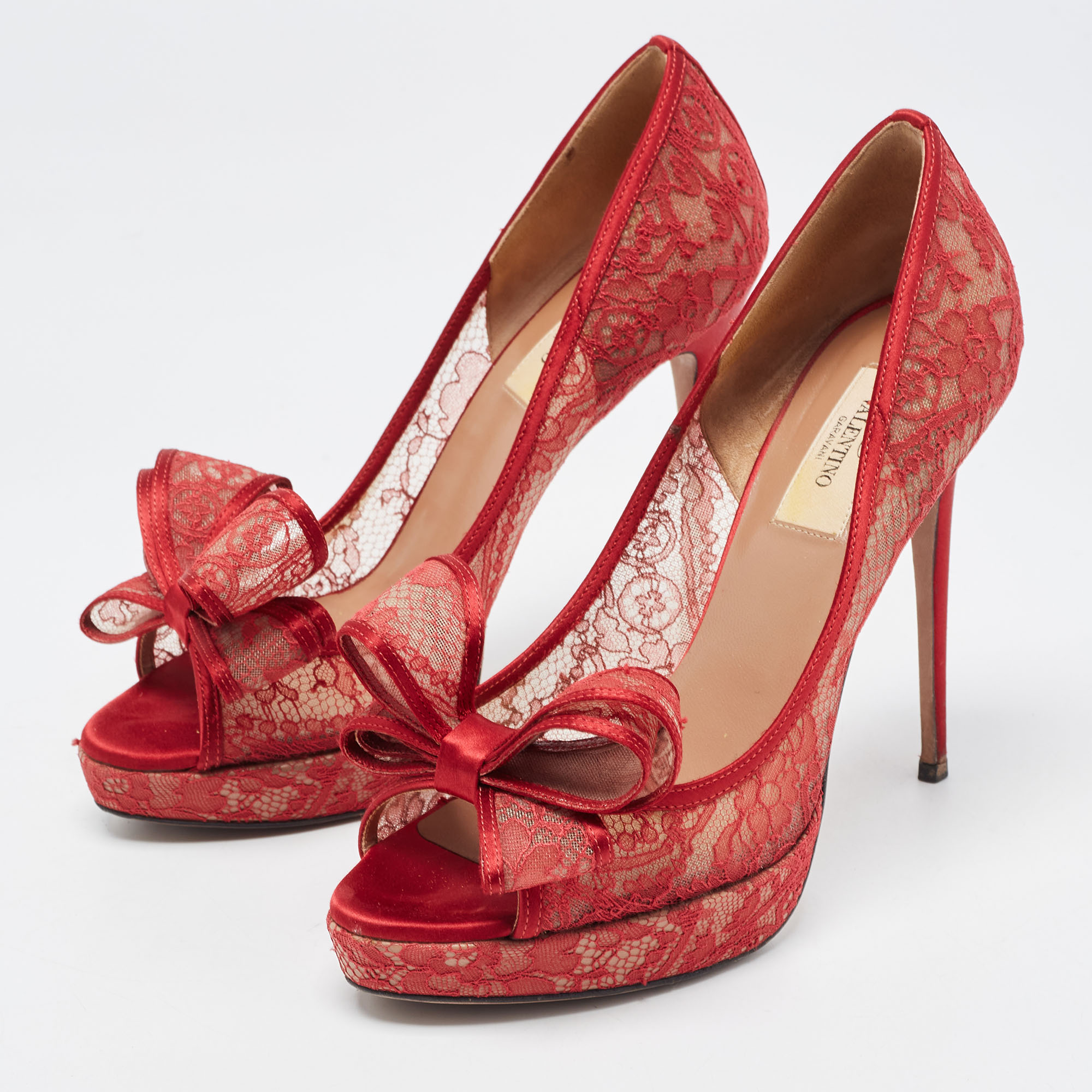 

Valentino Red Satin and Lace Platform Peep Toe Pumps Size