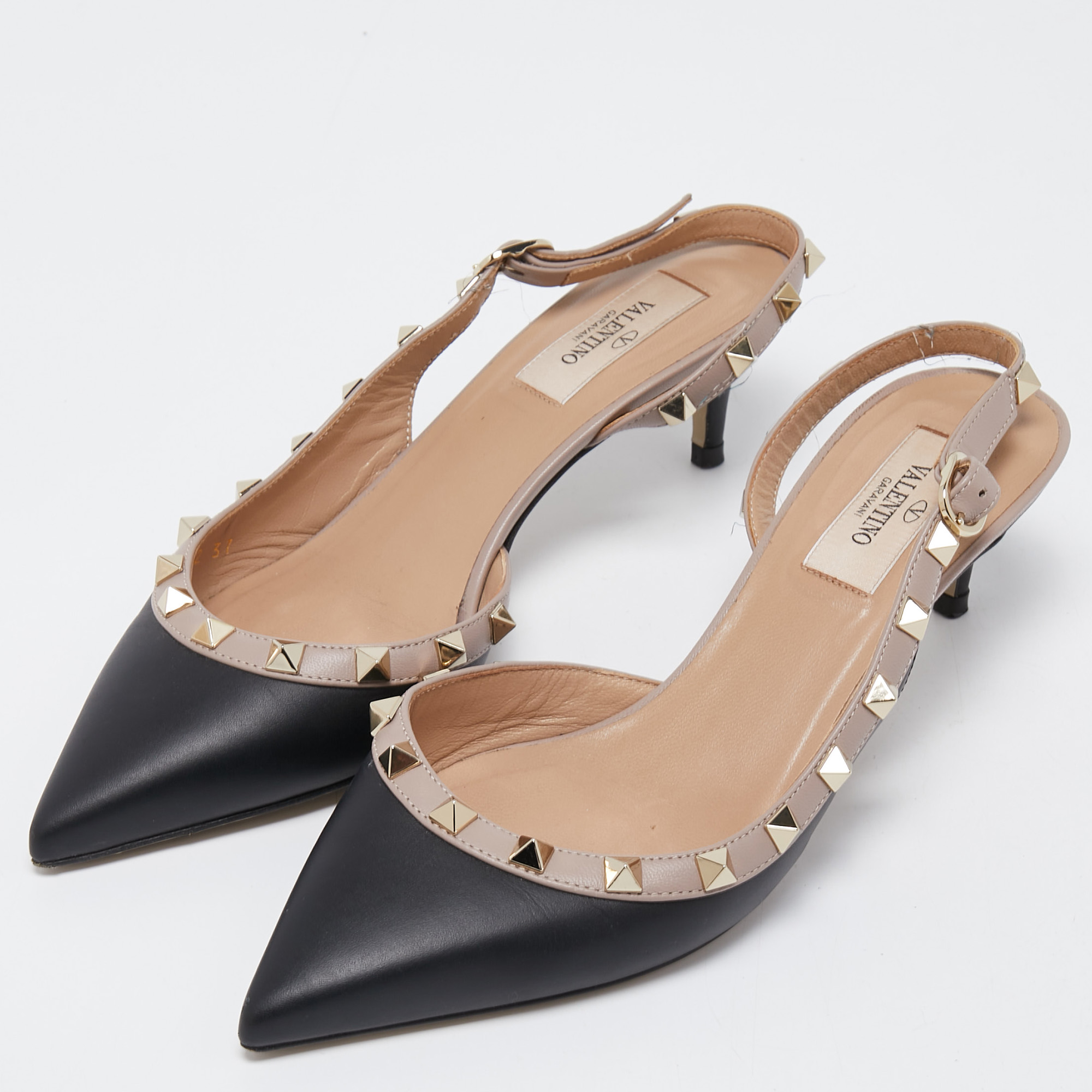 

Valentino Black/Beige Leather Rockstud Slingback Pumps Size