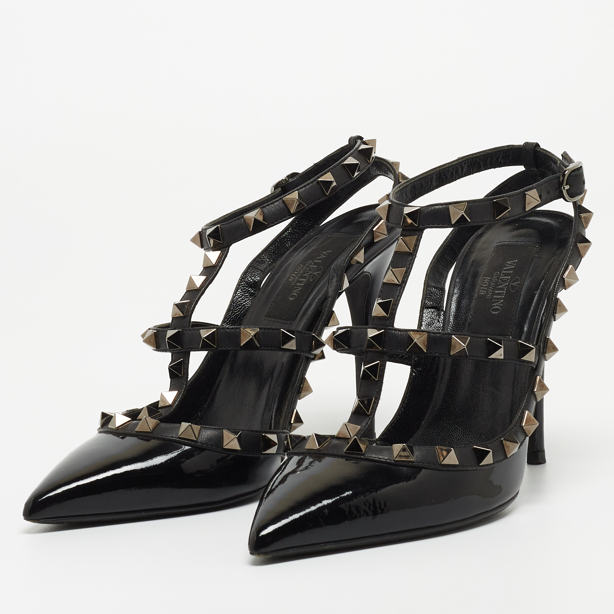 

Valentino Black Patent and Leather Rockstud Caged Pumps Size