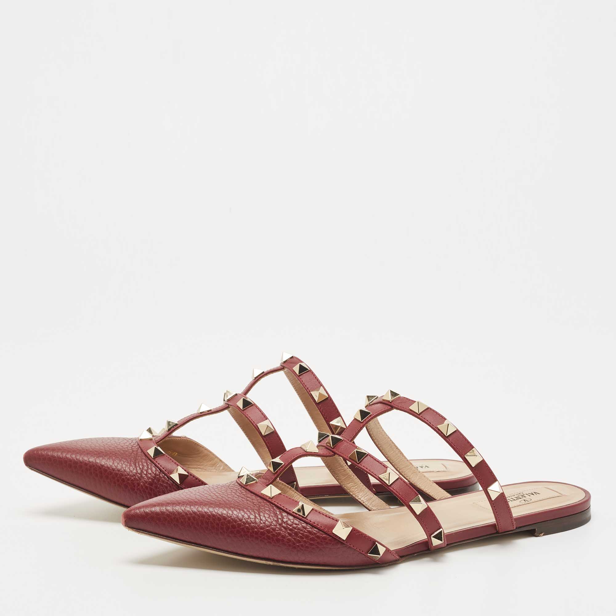 

Valentino Burgundy Leather Rockstud Mules Size