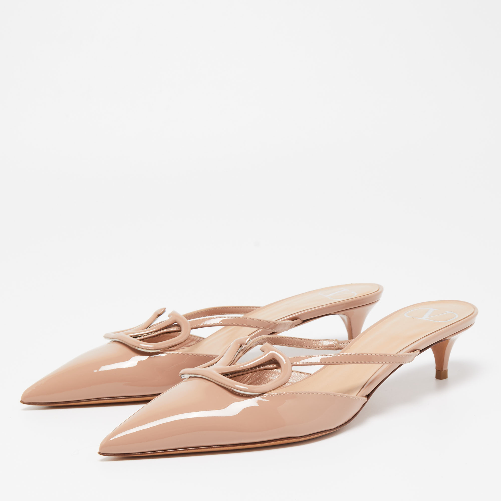 

Valentino Beige Patent Leather Escape V logo Pointed Toe Mules Size