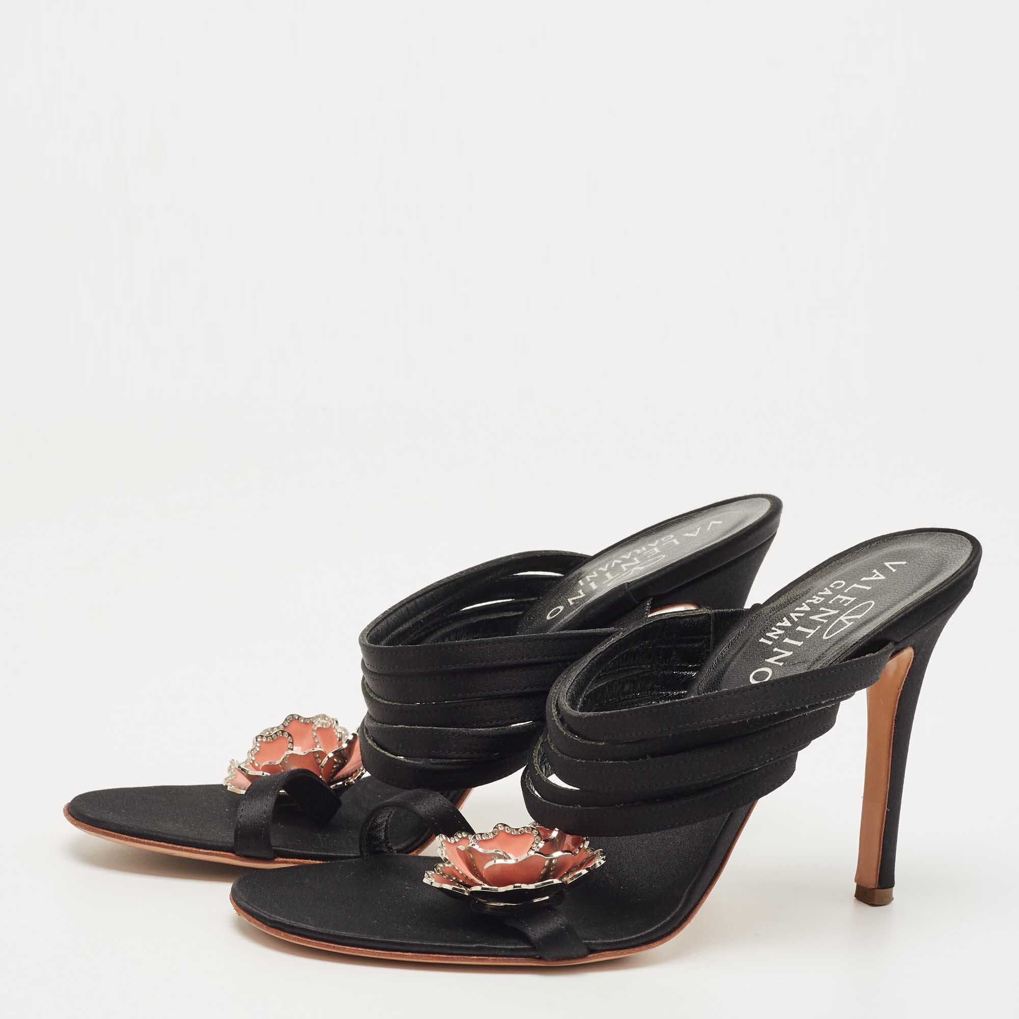 

Valentino Black Satin Flower Embellished Thong Strappy Sandals Size