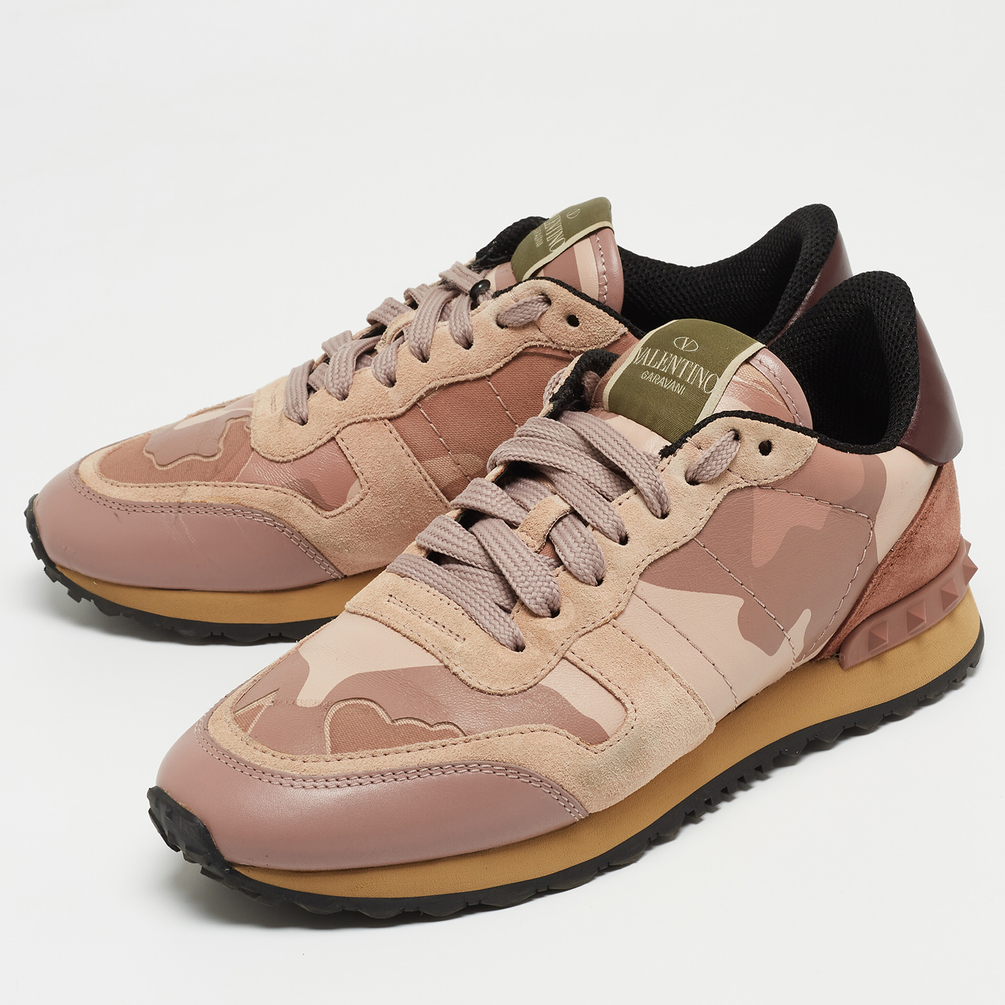 

Valentino Pink Camo Print Leather and Canvas Rockrunner Sneakers Size