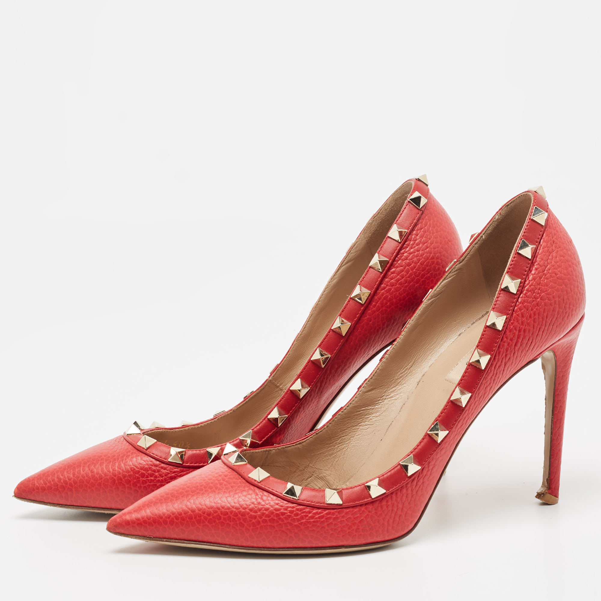 

Valentino Red Grained Leather Rockstud Pumps Size