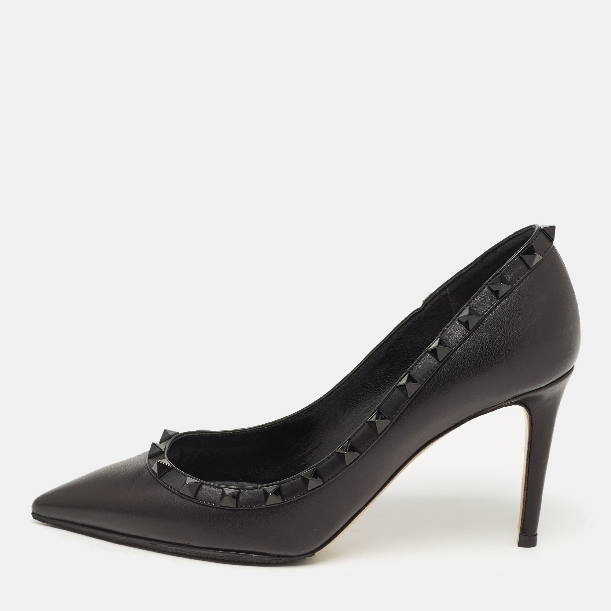 Pre Owned Valentino Black Leather Rockstud Pumps Size 38