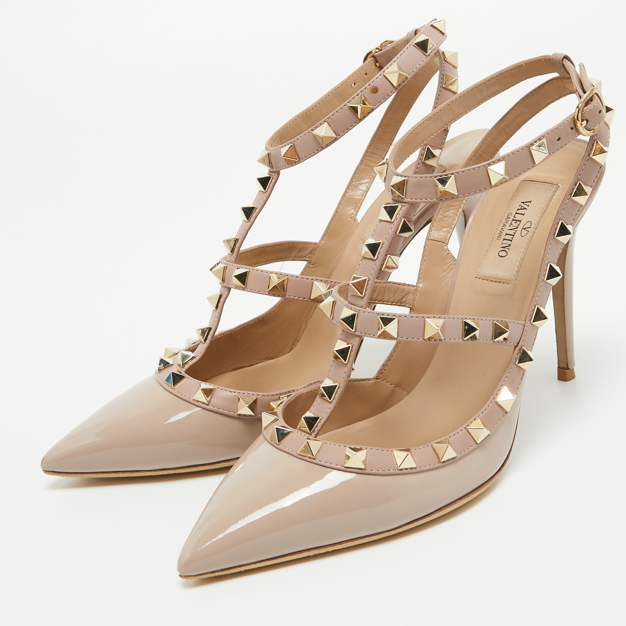

Valentino Light Pink Patent Leather Rockstud Pumps Size