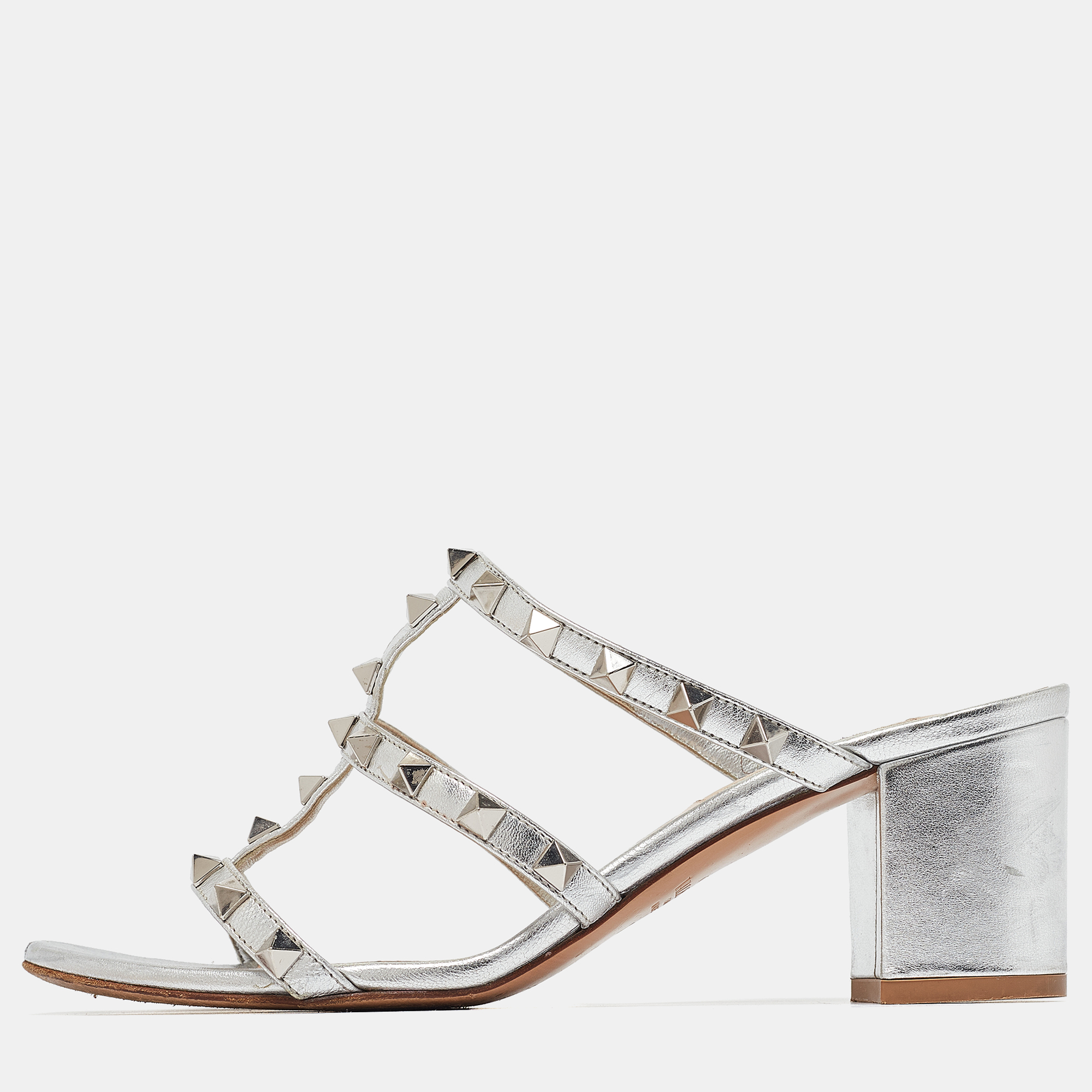 

Valentino Silver Leather Rockstud Slide Sandals Size