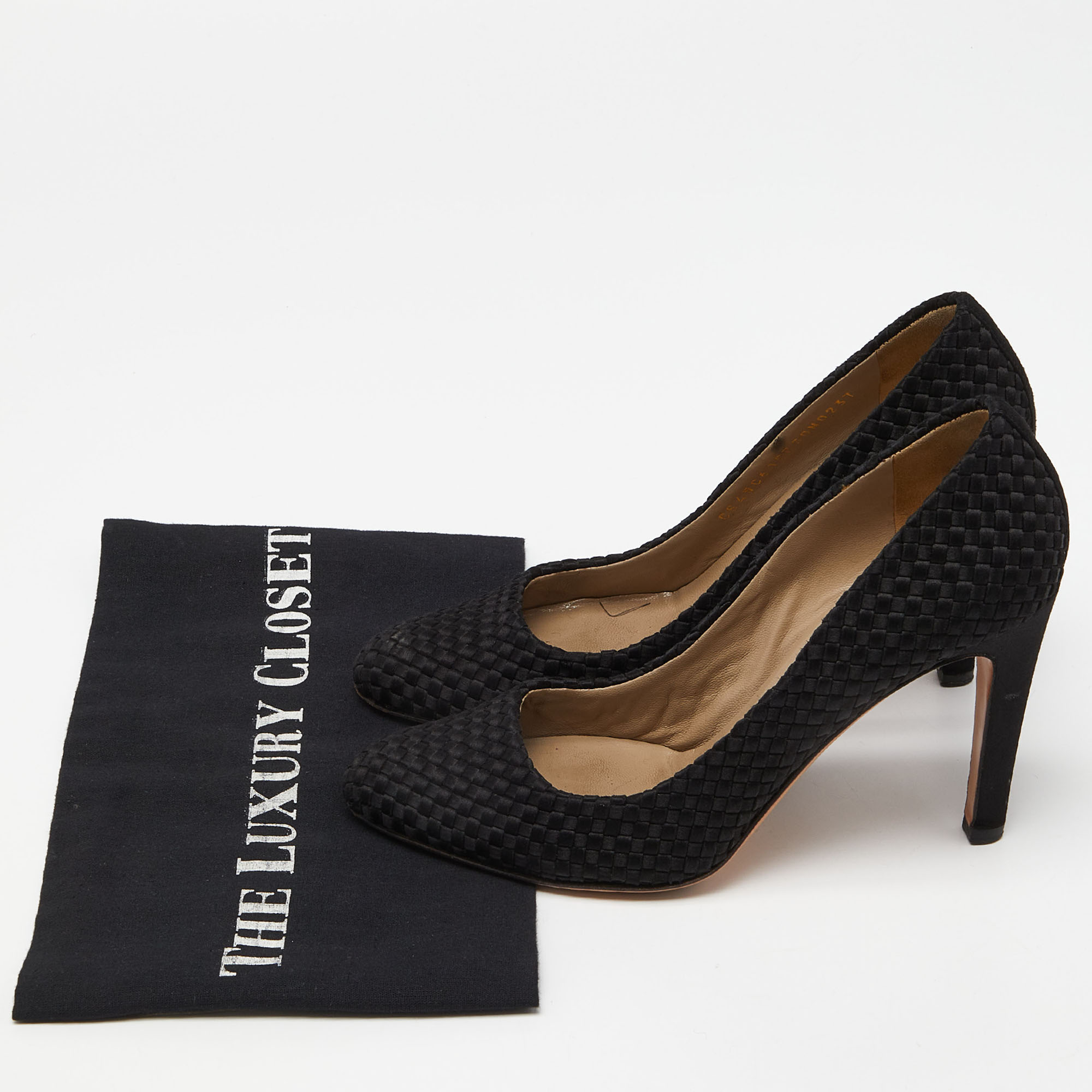 Valentino Black Woven Leather Pumps Size 37 