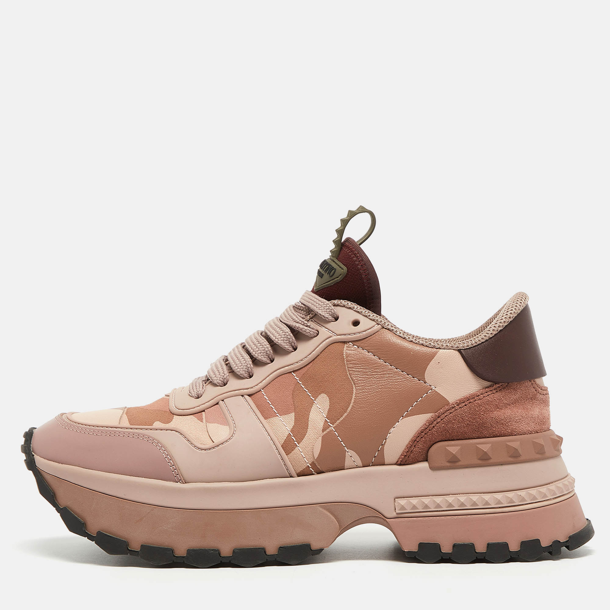 

Valentino Pink/Beige Suede and Leather Rockrunner Sneakers Size