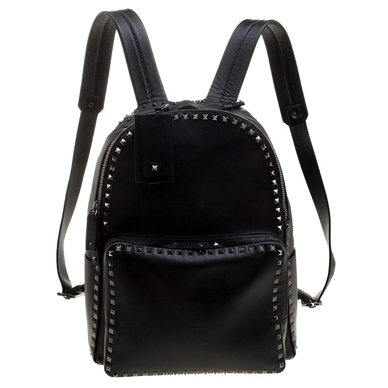 Pre Owned Valentino Black Leather Rockstud Backpack