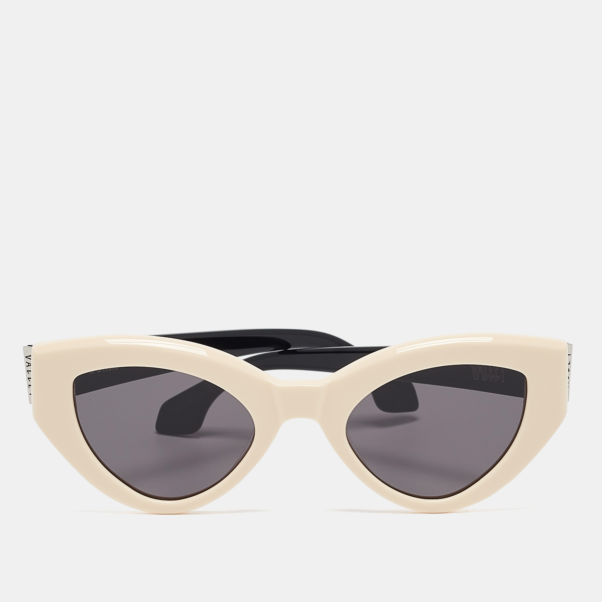 

Valley Black/Cream Bones Cat Eye Sunglasses