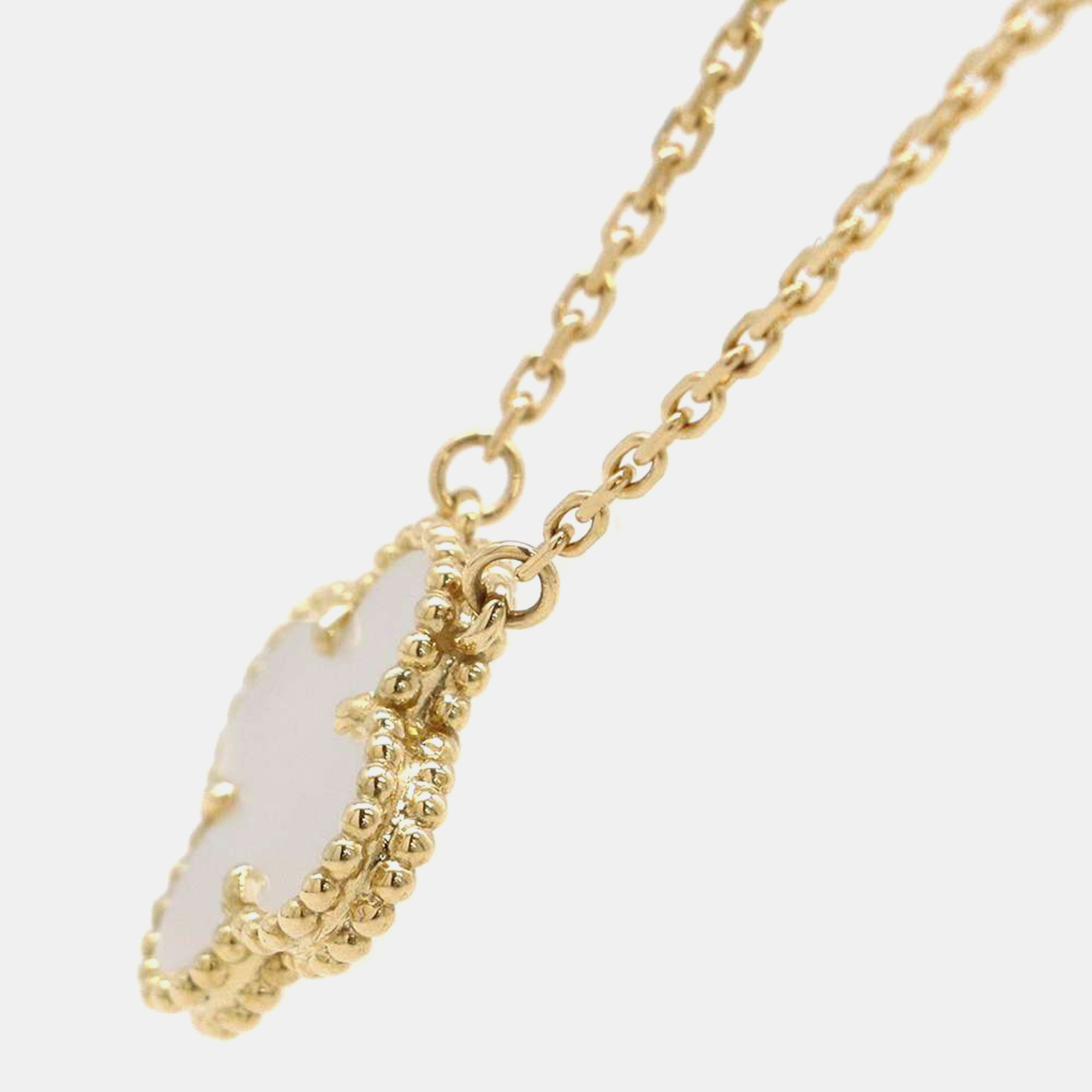 Van Cleef & Arpels Vintage Alhambra Pendant 18K Yellow Gold 