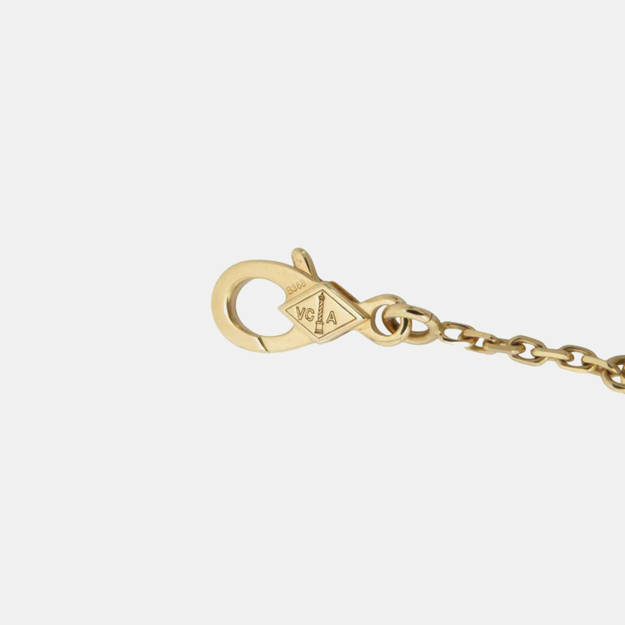 Van Cleef & Arpels Vintage Alhambra Pendant 18K Yellow Gold 