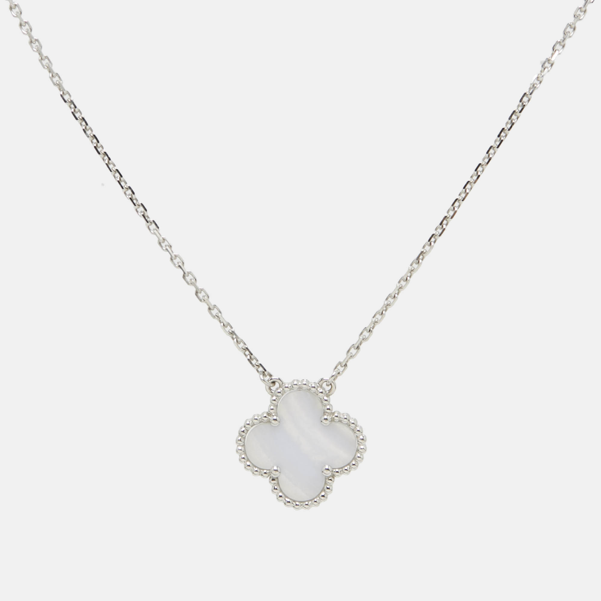 Pre-owned Van Cleef & Arpels Vintage Alhambra Chalcedony 18k White Gold Pendant Necklace