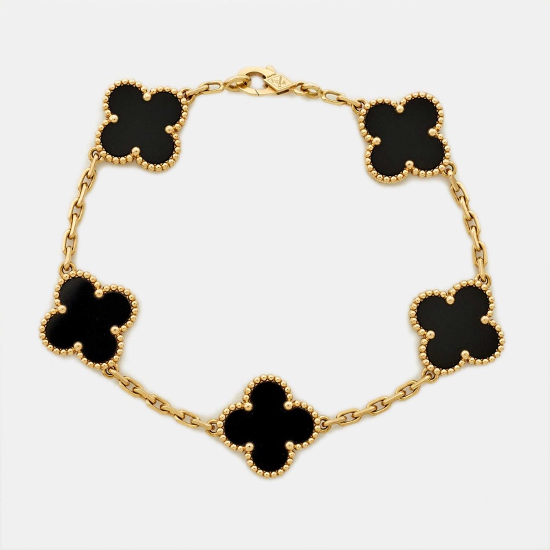 

Van Cleef & Arpels Vintage Alhambra Onyx 18k Yellow Gold 5 Motif Station Bracelet