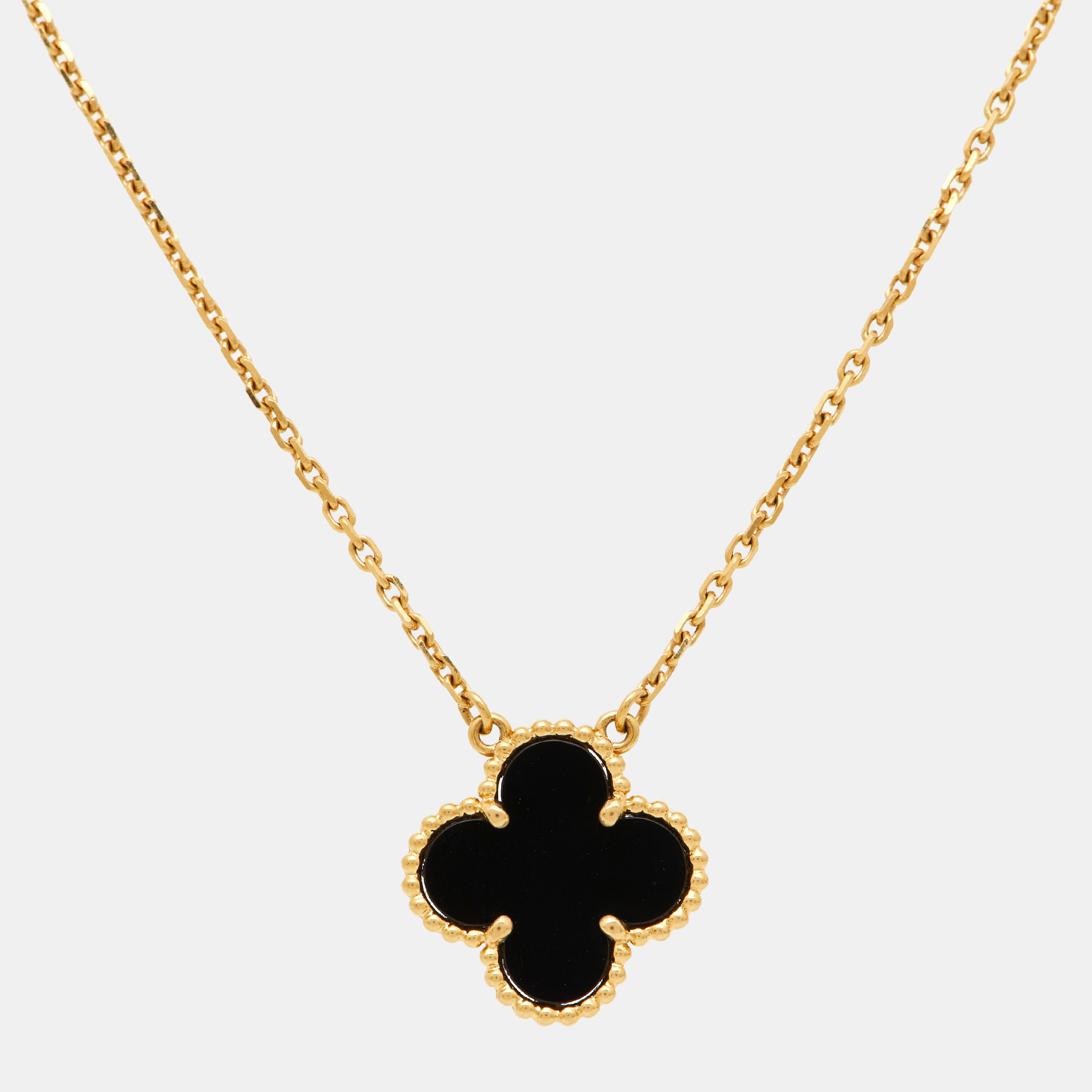 Pre-owned Van Cleef & Arpels Vintage Alhambra Onyx 18k Yellow Gold Pendant Necklace
