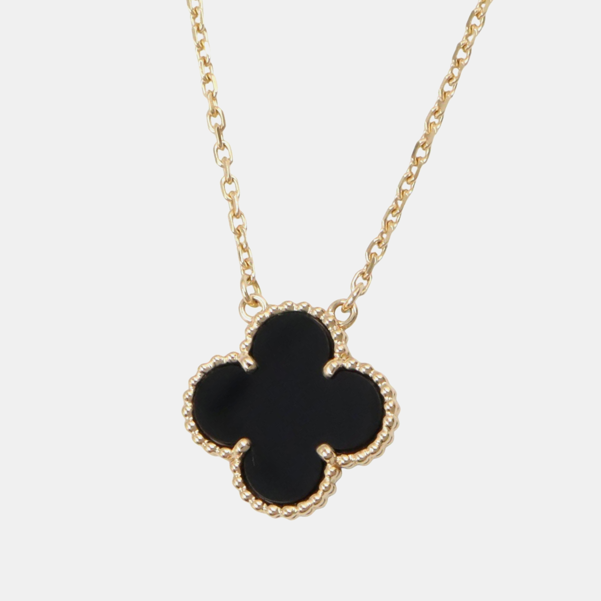 Click to view more detailed imagery on our partner's website Pre-owned Van Cleef & Arpels Vintage Alhambra Onyx 18k Yellow Gold Necklace