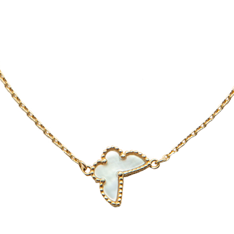 

Van Cleef & Arpels Sweet Alhambra Mother Of Pearl Butterfly Yellow Gold Bracelet