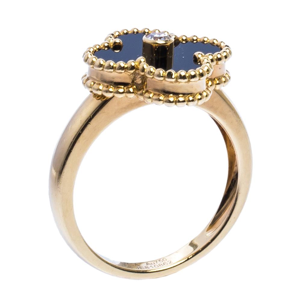 مملوكة مسبقًا Van Cleef and Arpels Vintage Alhambra Onyx Diamond 18K Yellow Gold Ring 53
