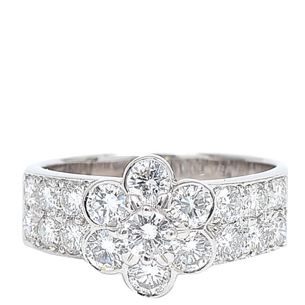 

Van Cleef & Arpels 18K White Gold Diamond Ring Size EU