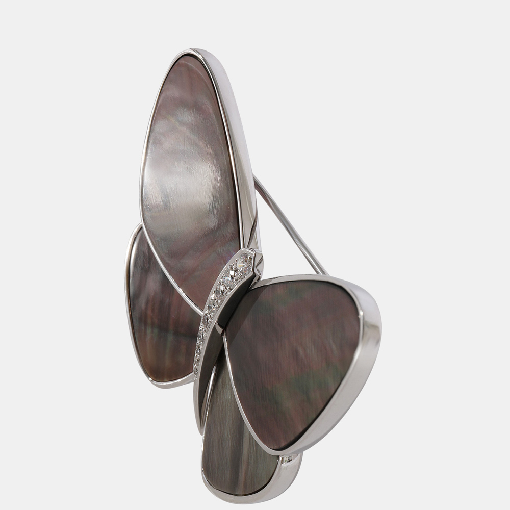 

Van Cleef & Arpels Black Mother of Pearl Butterfly Clip in 18K White Gold 0.23ct