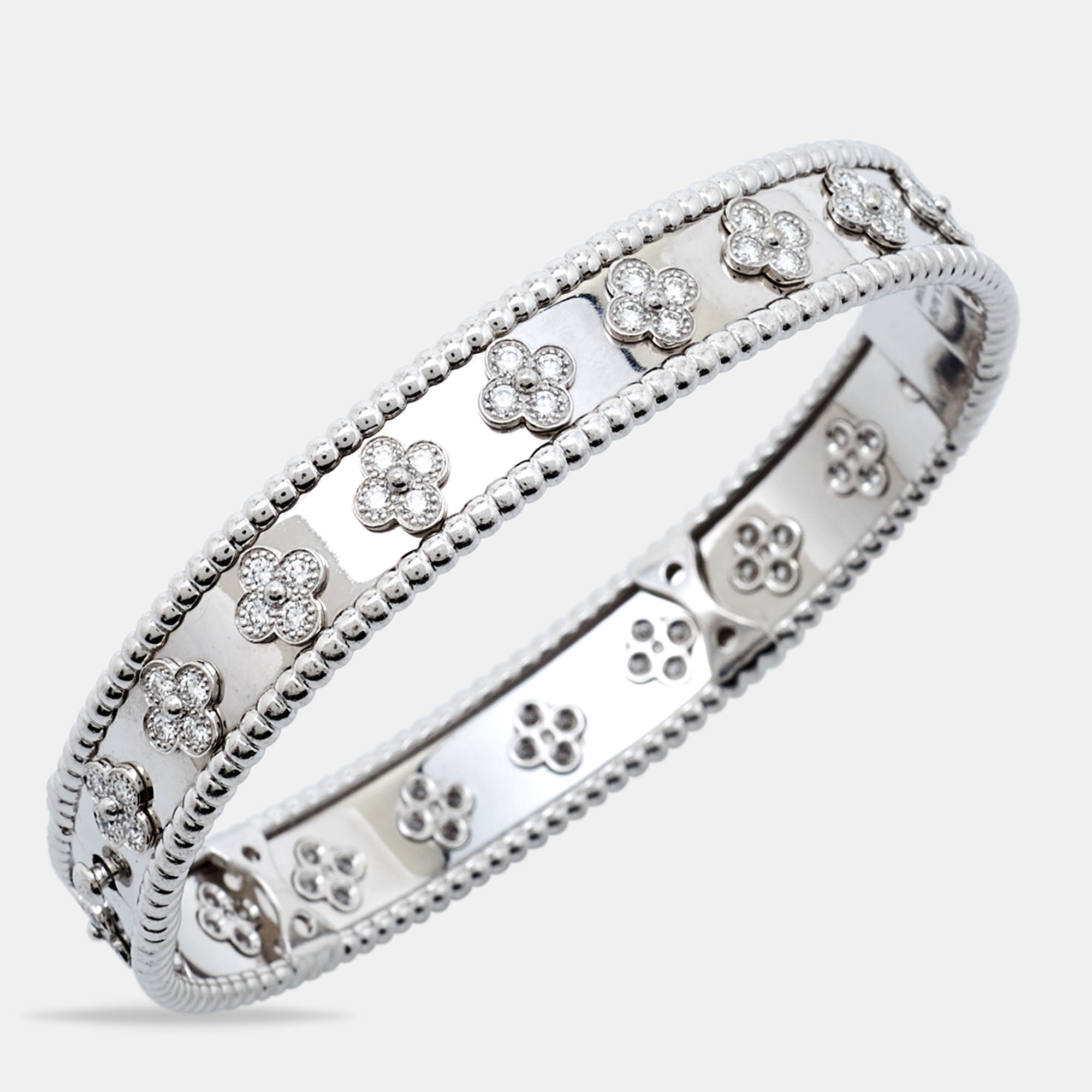 Pre-owned Van Cleef & Arpels Perlée Clover Diamonds 18k White Gold Bracelet L