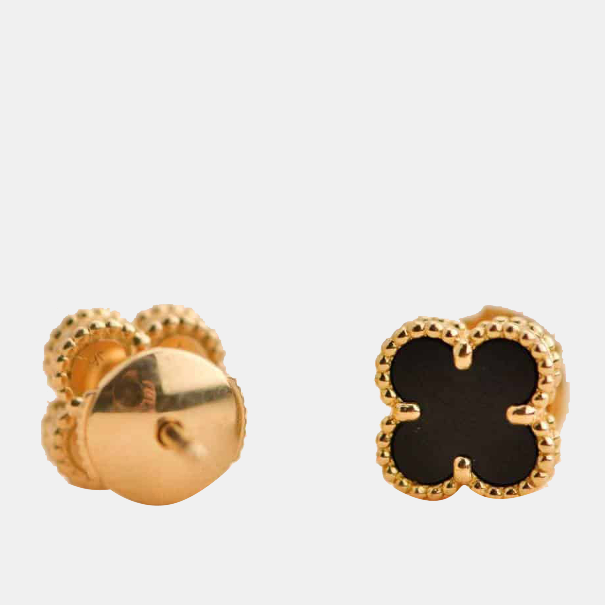 

Van Cleef & Arpels Sweet Alhambra Onyx 18K Yellow Gold Earstuds