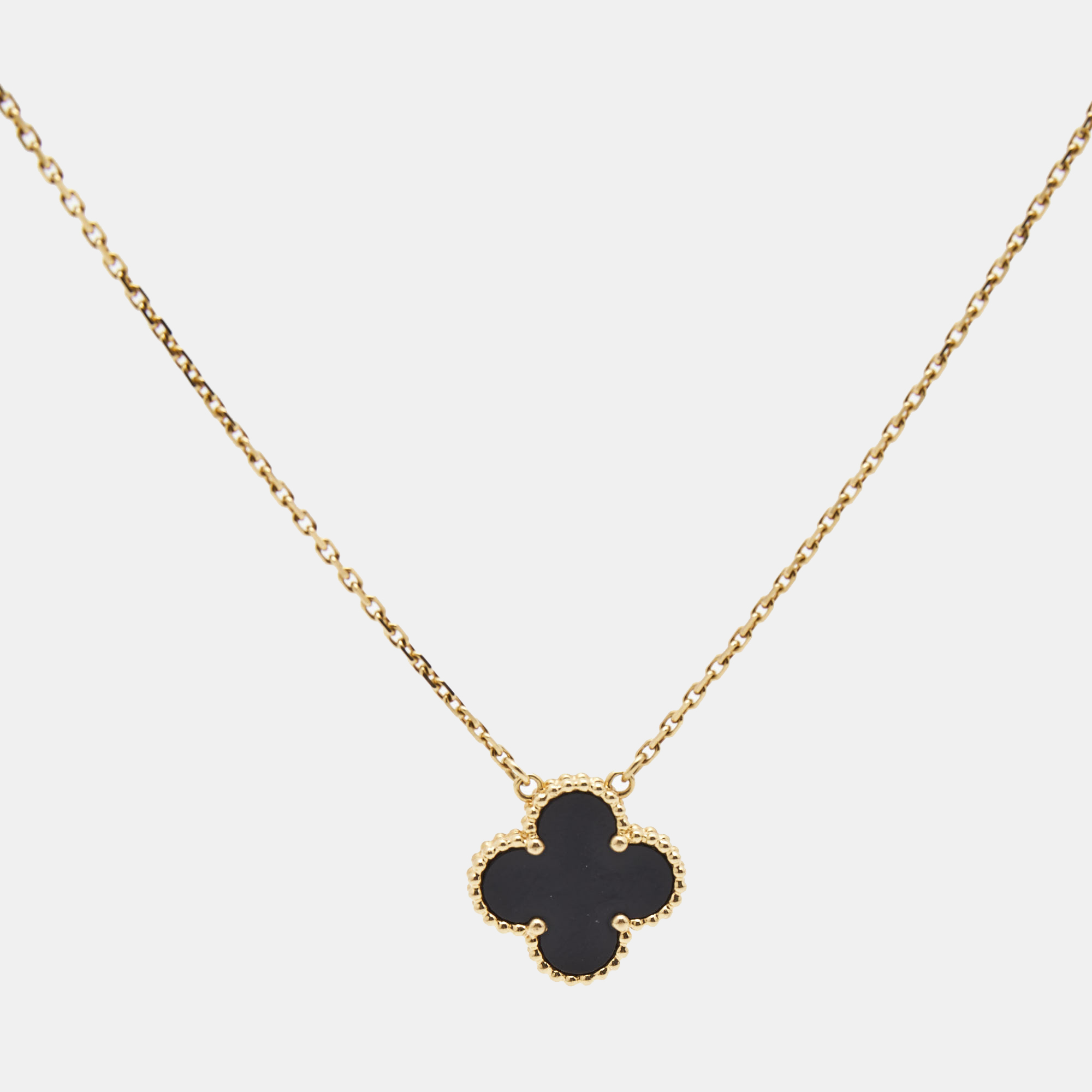 

Van Cleef & Arpels Vintage Alhambra Onyx 18k Yellow Gold Necklace