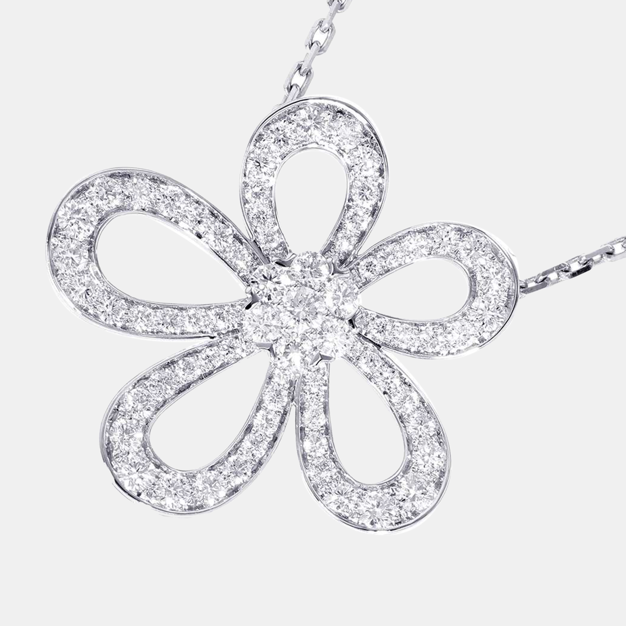 

Van Cleef & Arpels 18K White Gold 2.10 cwt Diamond Flowerlace Necklace