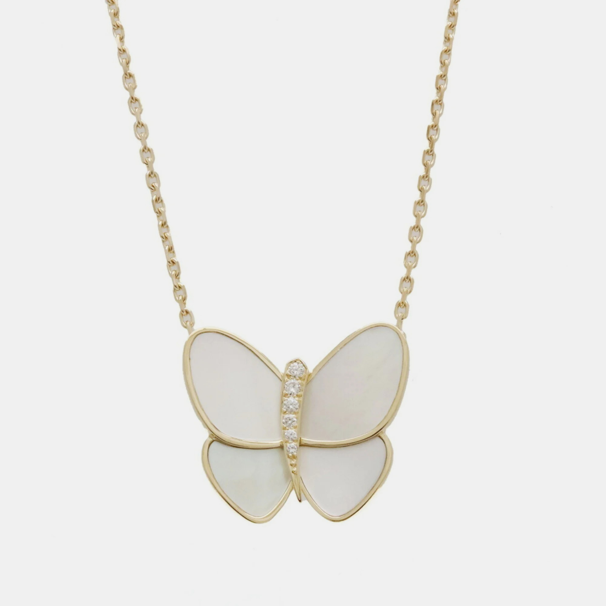 Pre-owned Van Cleef & Arpels 18k Yellow Gold Mother Of Pearl And Diamond Butterfly Pendant Necklace