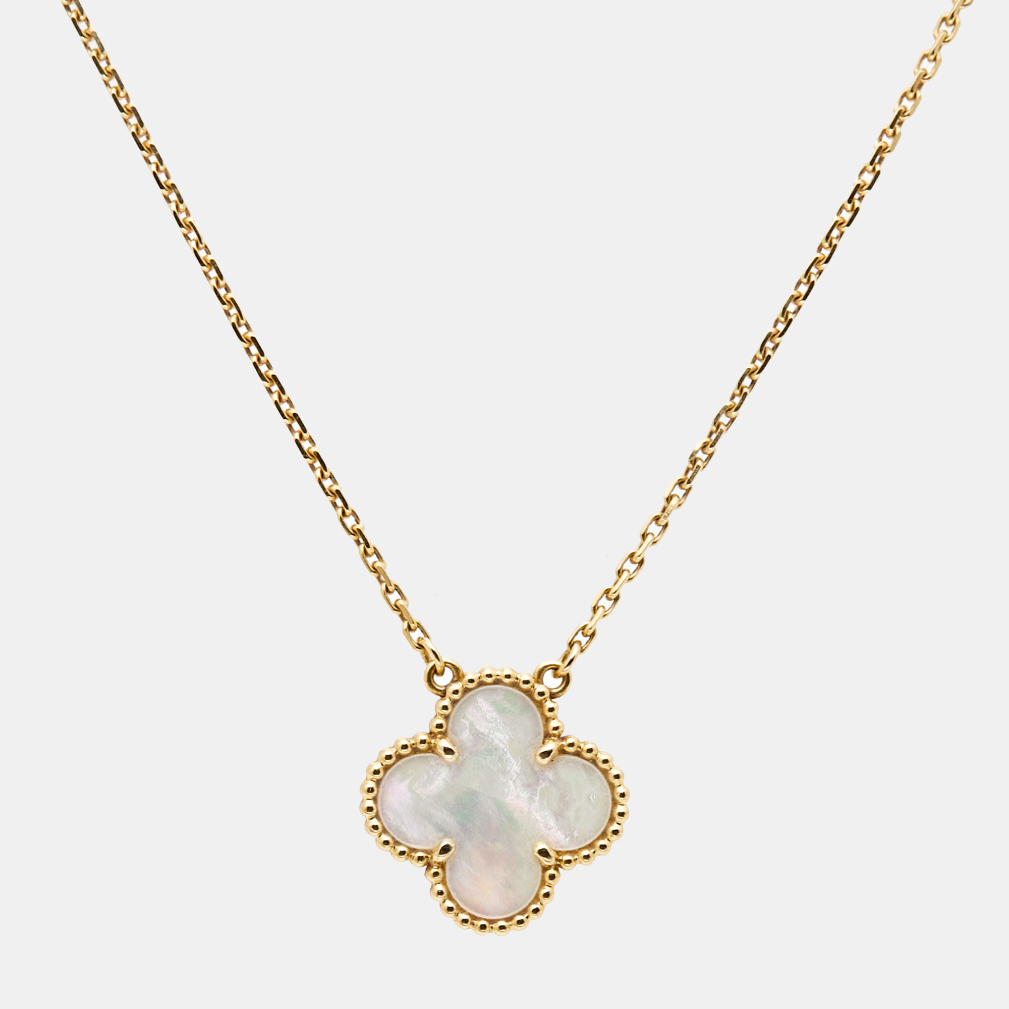 Pre Owned Van Cleef & Arpels Vintage Alhambra Mother of Pearl 18k Yellow Gold Necklace