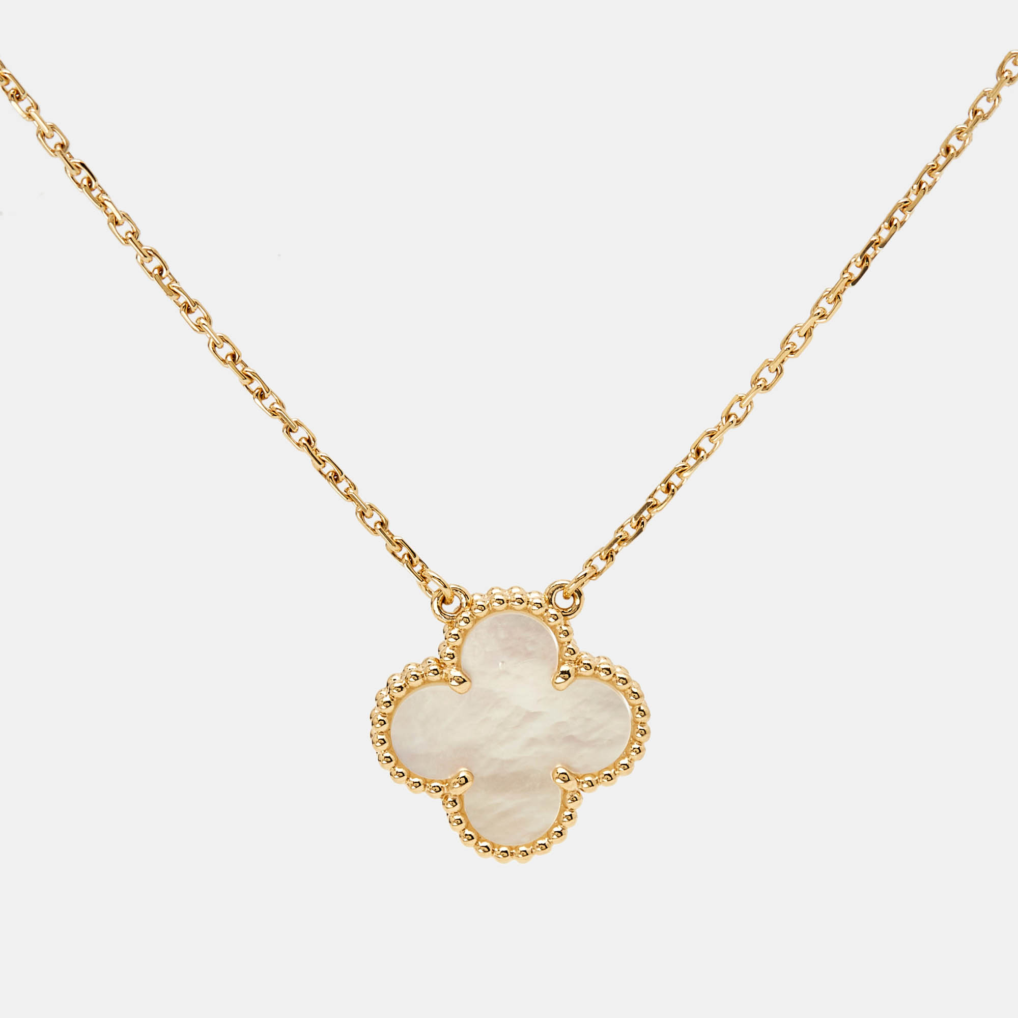 Pre-owned Van Cleef & Arpels Alhambra Vintage Alhambra Mother Of Pearl 18k Yellow Gold Necklace
