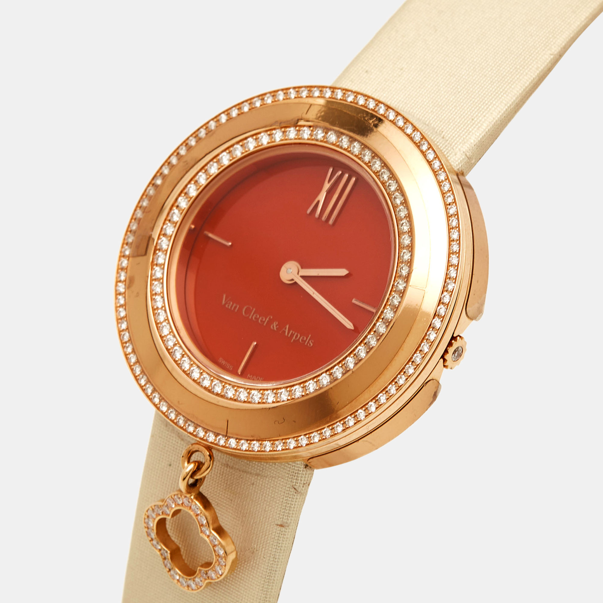 

Van Cleef & Arpels Red Carnelian, Multicolor