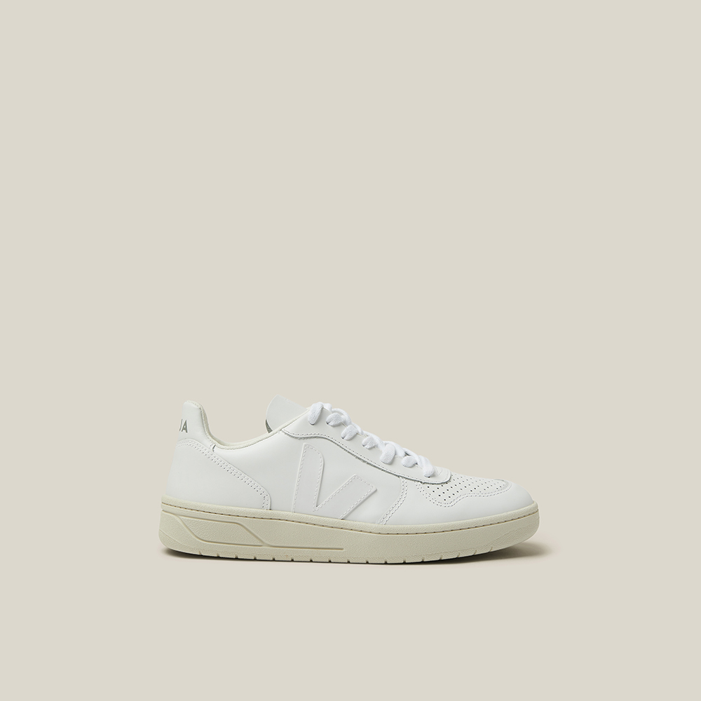 veja trainers all white