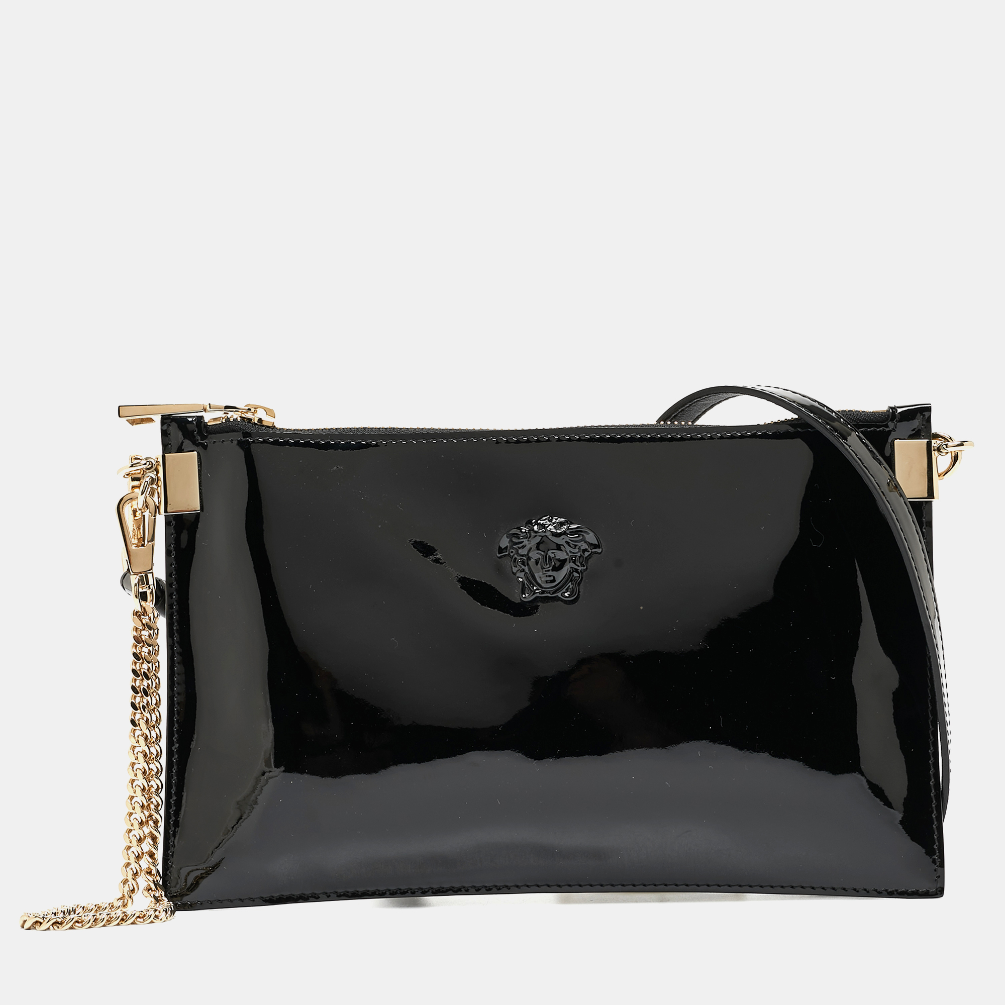 مملوكة مسبقًا Versace Black Patent Leather Medusa Zip Crossbody Bag