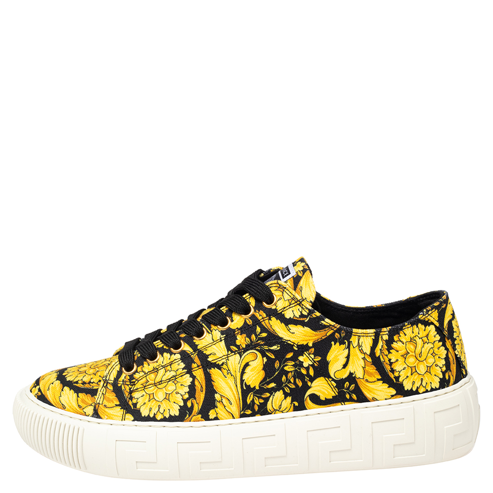 

Versace Yellow/Black Canvas Greca Barocco Low Top Sneakers Size